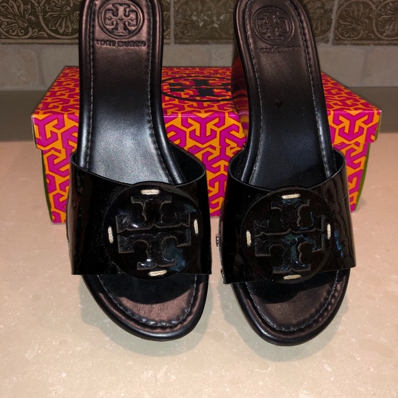 Tory Burch Shoes - Tory Burch Black Platform Sandals